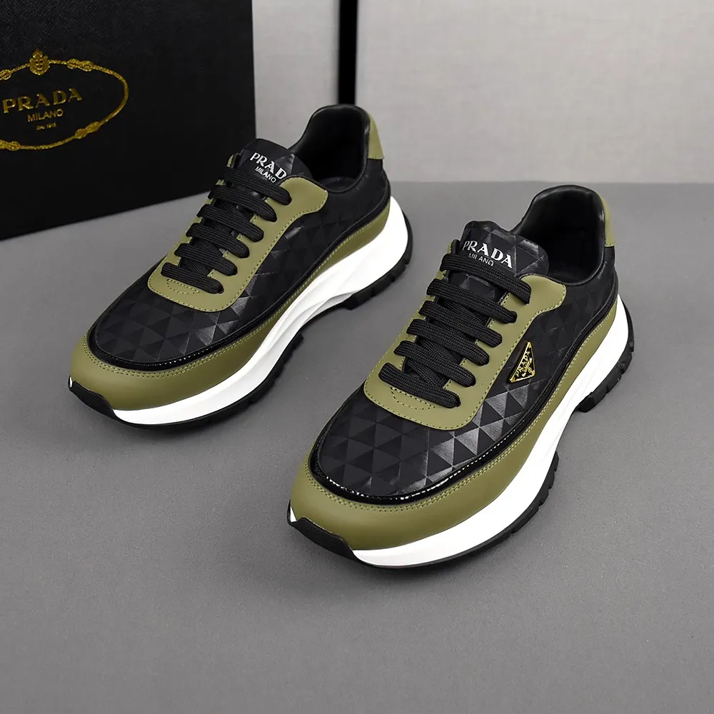 PP440👟👟👟[PRADA-Prada] boutique series. The upper is made of first-layer cowhide, sheepskin lining, and an ultra-light soft elastic PU outsole. Men's size 38-44 (45 custom-made) (just choose according to your usual wearing size).